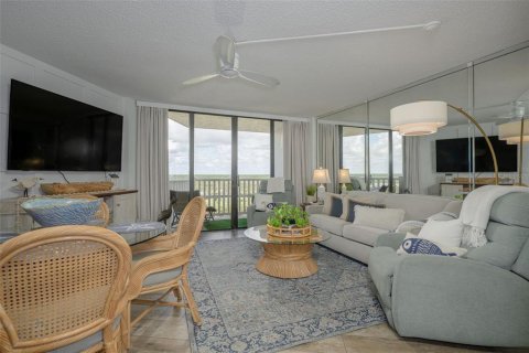 Condo in Flagler Beach, Florida, 2 bedrooms № 2238231 - photo 7