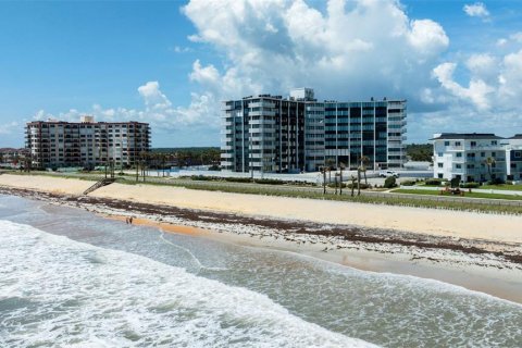 Condo in Flagler Beach, Florida, 2 bedrooms № 2238231 - photo 25