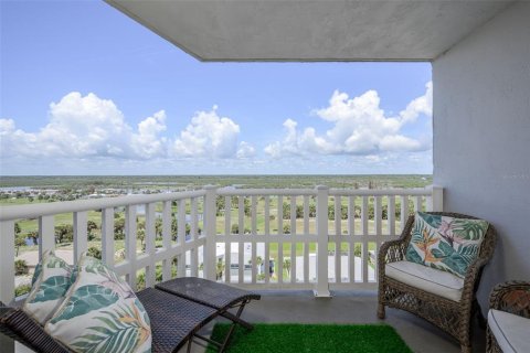 Condo in Flagler Beach, Florida, 2 bedrooms № 2238231 - photo 9