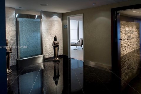Condominio en alquiler en Sunny Isles Beach, Florida, 4 dormitorios, 222.41 m2 № 2088478 - foto 24