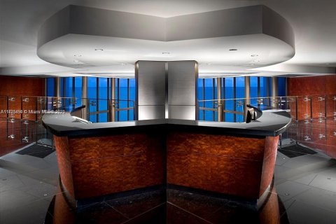 Condominio en alquiler en Sunny Isles Beach, Florida, 4 dormitorios, 222.41 m2 № 2088478 - foto 20