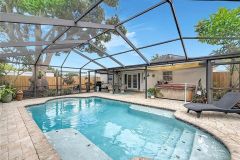 Villa ou maison à vendre à Saint Petersburg, Floride: 5 chambres, 255.48 m2 № 2149963 - photo 15