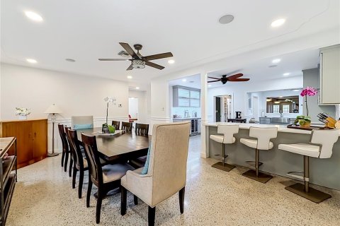 Villa ou maison à vendre à Saint Petersburg, Floride: 5 chambres, 255.48 m2 № 2149963 - photo 7