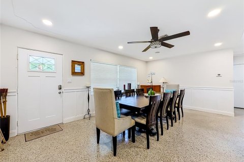 Villa ou maison à vendre à Saint Petersburg, Floride: 5 chambres, 255.48 m2 № 2149963 - photo 9