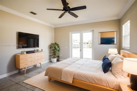 House in Miami, Florida 5 bedrooms, 229 sq.m. № 2041893 - photo 11