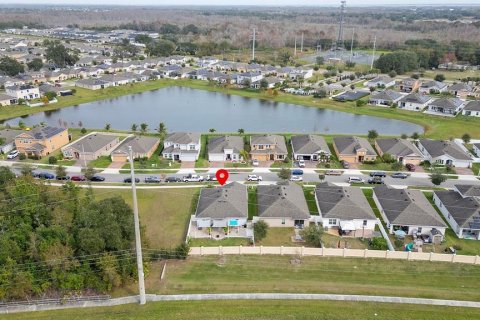 Casa en venta en Kissimmee, Florida, 4 dormitorios, 166.85 m2 № 1894455 - foto 7