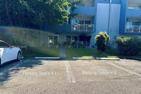 Купить кондоминиум в Майами, Флорида 2 спальни, 139.54м2, № 1994006 - фото 25