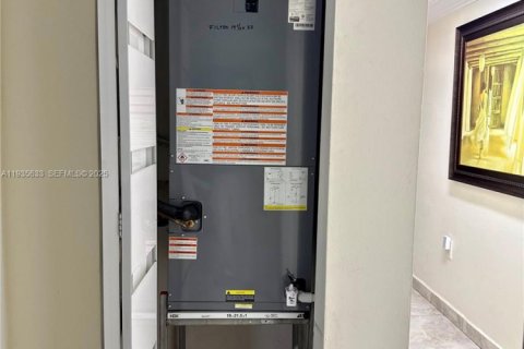 Купить кондоминиум в Майами, Флорида 2 спальни, 139.54м2, № 1994006 - фото 18