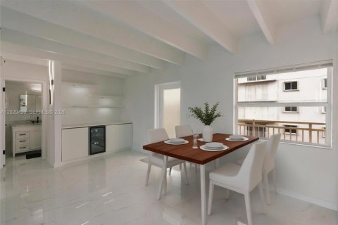 Condo in Lantana, Florida, 1 bedroom  № 2186317 - photo 10