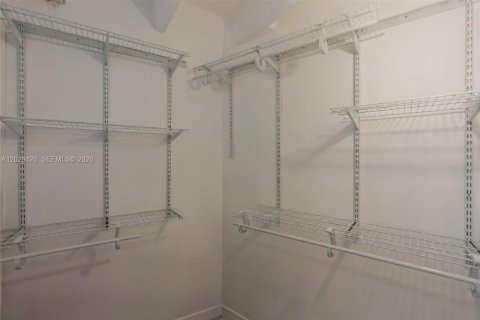 Condo in Lantana, Florida, 1 bedroom  № 2186317 - photo 26