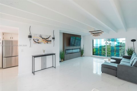 Condo in Lantana, Florida, 1 bedroom  № 2186317 - photo 6