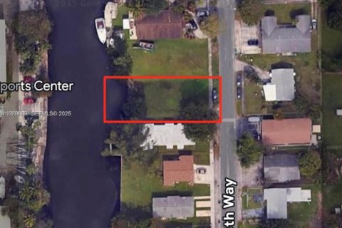 Terreno en venta en Dania Beach, Florida № 1988782 - foto 7