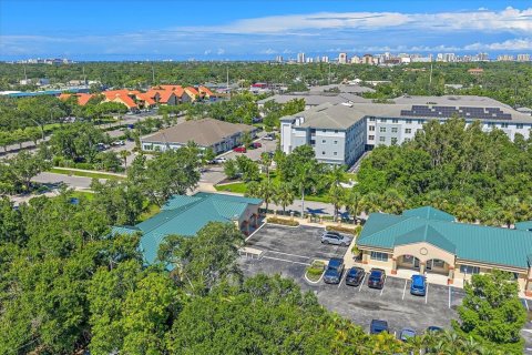 Immobilier commercial à vendre à Sarasota, Floride: 94.48 m2 № 2436668 - photo 4