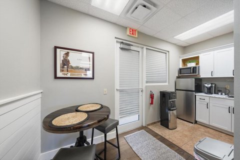 Immobilier commercial à vendre à Sarasota, Floride: 94.48 m2 № 2436668 - photo 10