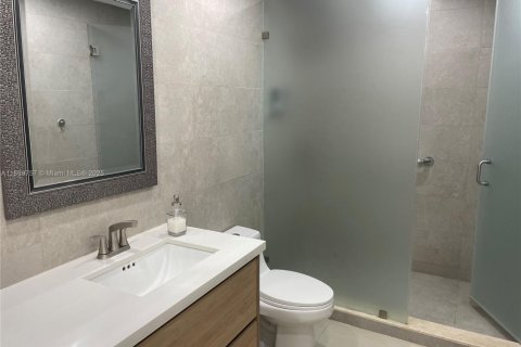 Купить виллу или дом в Холливуд, Флорида 3 спальни, 157.93м2, № 1981752 - фото 12