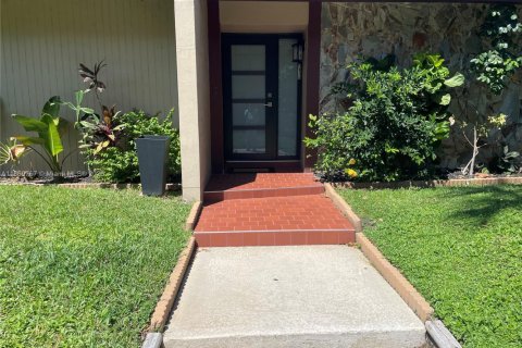 Купить виллу или дом в Холливуд, Флорида 3 спальни, 157.93м2, № 1981752 - фото 2