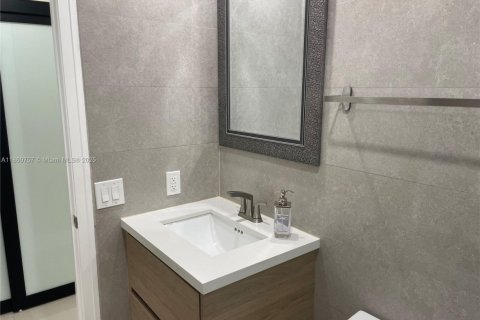 Купить виллу или дом в Холливуд, Флорида 3 спальни, 157.93м2, № 1981752 - фото 19