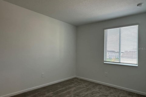 Townhouse in Davenport, Florida 3 bedrooms, 173.17 sq.m. № 2400372 - photo 16