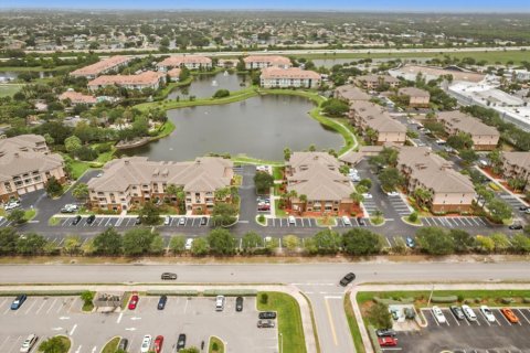 Condo in Melbourne, Florida, 2 bedrooms  № 1774704 - photo 17
