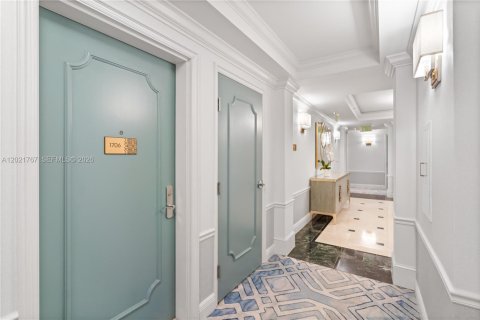 Condominio en venta en Miami, Florida, 1 dormitorio, 87.14 m2 № 2145731 - foto 23