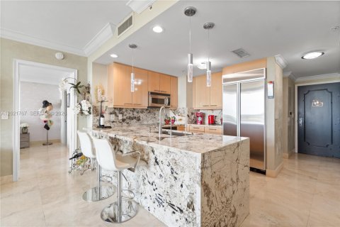 Condominio en venta en Miami, Florida, 1 dormitorio, 87.14 m2 № 2145731 - foto 11