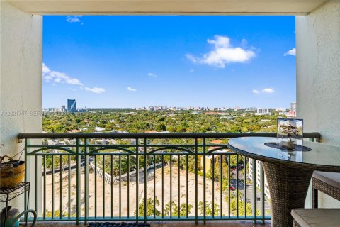 Condominio en venta en Miami, Florida, 1 dormitorio, 87.14 m2 № 2145731 - foto 3