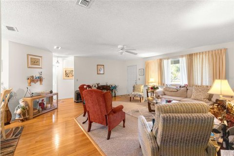 Casa en venta en Ocala, Florida, 2 dormitorios, 133.04 m2 № 2093590 - foto 6
