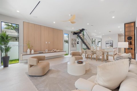 Adosado en venta en Fort Lauderdale, Florida, 3 dormitorios, 240.99 m2 № 1995876 - foto 16