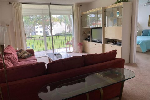 Condominio en venta en Pembroke Pines, Florida, 2 dormitorios, 108.7 m2 № 2187186 - foto 2