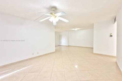 Copropriété à louer à Miami, Floride: 1 chambre, 76.46 m2 № 1955721 - photo 8