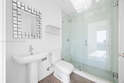 Купить кондоминиум в Майами, Флорида 1 спальня, 87.7м2, № 1958799 - фото 18