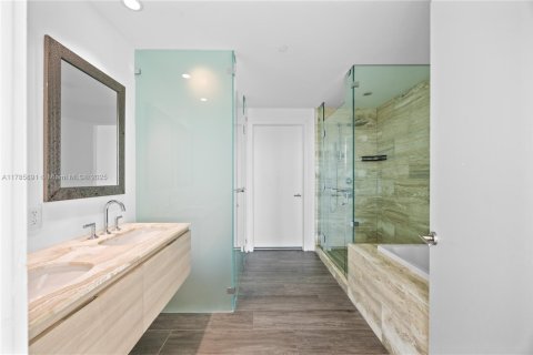 Купить кондоминиум в Майами, Флорида 1 спальня, 87.7м2, № 1958799 - фото 10