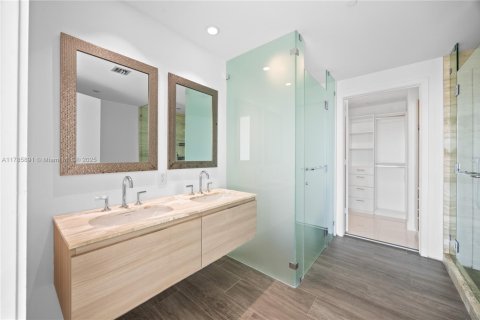 Купить кондоминиум в Майами, Флорида 1 спальня, 87.7м2, № 1958799 - фото 12