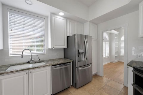 Villa ou maison à louer à Sarasota, Floride: 3 chambres, 186.55 m2 № 2150470 - photo 7