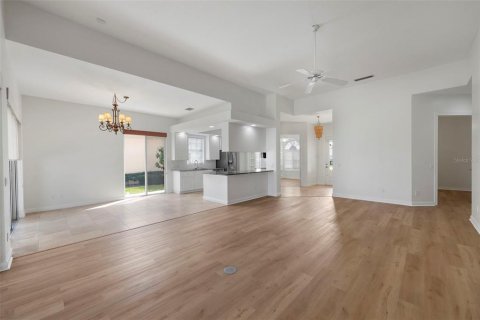 Villa ou maison à louer à Sarasota, Floride: 3 chambres, 186.55 m2 № 2150470 - photo 3