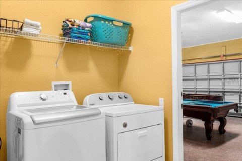 Villa ou maison à vendre à Kissimmee, Floride: 6 chambres, 261.24 m2 № 2145228 - photo 18