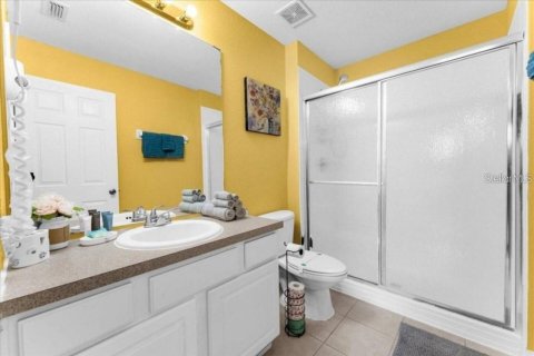Villa ou maison à vendre à Kissimmee, Floride: 6 chambres, 261.24 m2 № 2145228 - photo 17