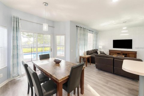 Villa ou maison à vendre à Kissimmee, Floride: 6 chambres, 261.24 m2 № 2145228 - photo 8