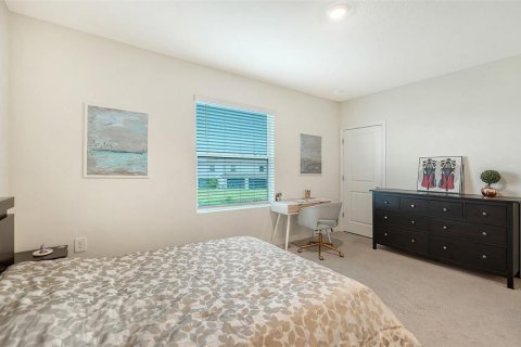 Townhouse in Sarasota, Florida 3 bedrooms, 160.16 sq.m. № 2167678 - photo 25