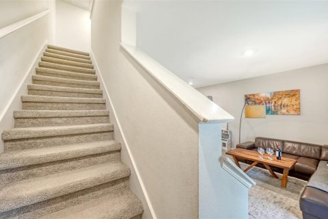 Townhouse in Sarasota, Florida 3 bedrooms, 160.16 sq.m. № 2167678 - photo 23