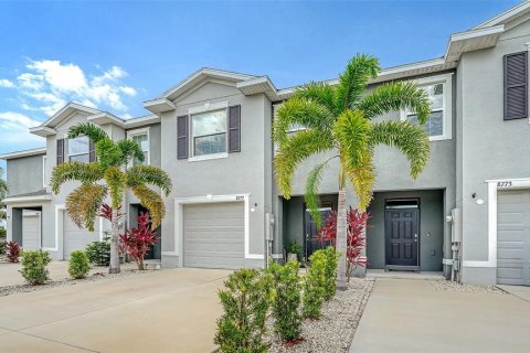 Townhouse in Sarasota, Florida 3 bedrooms, 160.16 sq.m. № 2167678 - photo 4