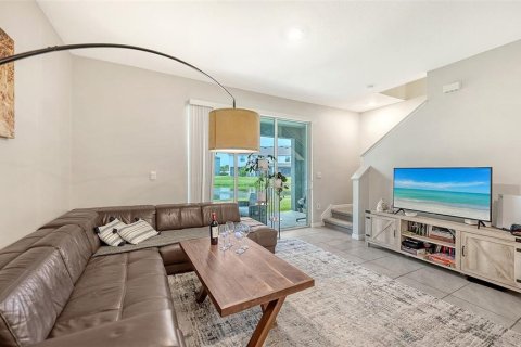 Townhouse in Sarasota, Florida 3 bedrooms, 160.16 sq.m. № 2167678 - photo 8