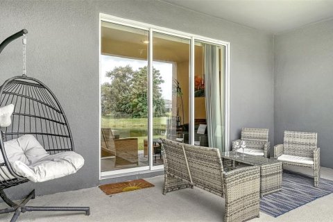 Townhouse in Sarasota, Florida 3 bedrooms, 160.16 sq.m. № 2167678 - photo 12