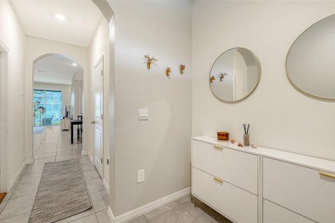Townhouse in Sarasota, Florida 3 bedrooms, 160.16 sq.m. № 2167678 - photo 5