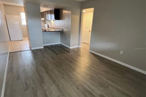 Apartamento en alquiler en Oviedo, Florida, 2 dormitorios, 64.66 m2 № 1773502 - foto 6