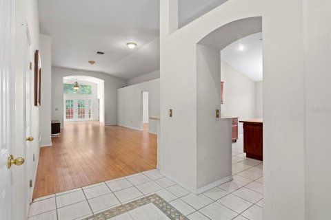 House in Tampa, Florida 5 bedrooms, 217.58 sq.m. № 1835406 - photo 25