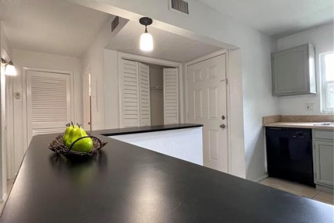 Condominio en venta en Tampa, Florida, 1 dormitorio, 68.93 m2 № 1792253 - foto 4