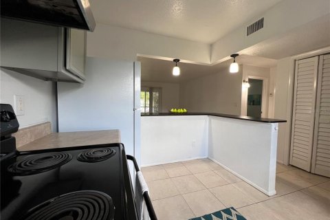 Condominio en venta en Tampa, Florida, 1 dormitorio, 68.93 m2 № 1792253 - foto 9