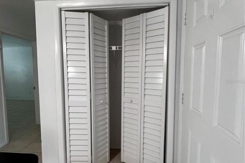 Condominio en venta en Tampa, Florida, 1 dormitorio, 68.93 m2 № 1792253 - foto 10