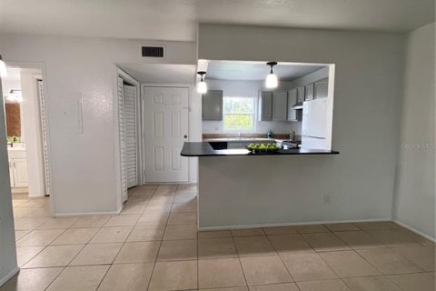Condominio en venta en Tampa, Florida, 1 dormitorio, 68.93 m2 № 1792253 - foto 12